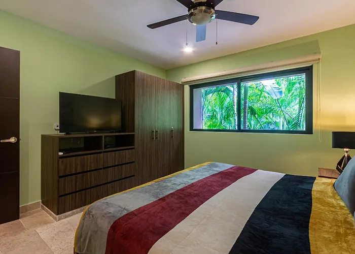 Seaview Roof Pool, Gym Onsite, 4 Blocks To 5th Ave Casa de férias